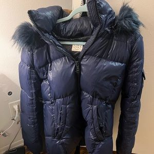 S13 Kylie Down Puffer Size L